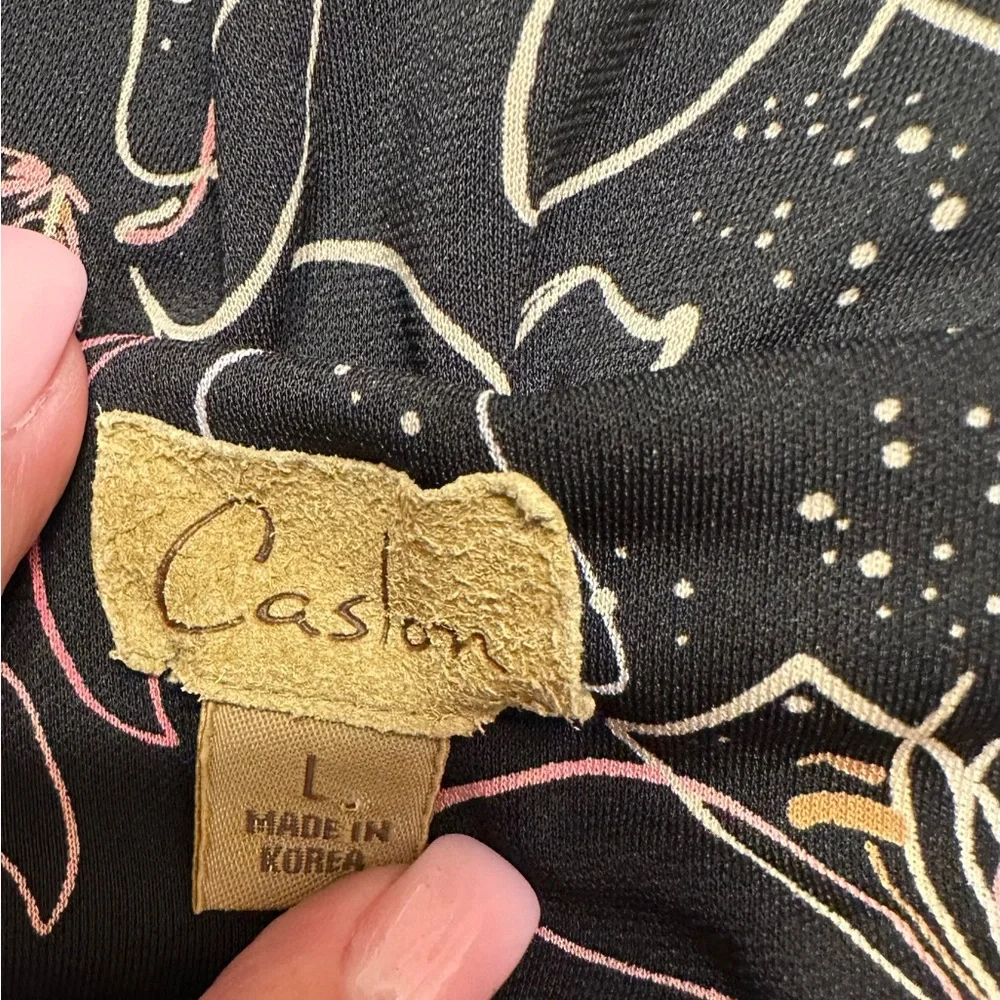 Caslon halter dress. L .. Sexy and sleek. - Picture 7 of 7
